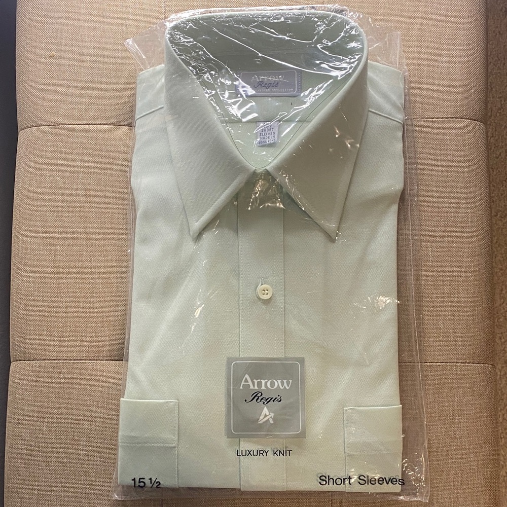 Arrow Regis Vintage Men’s Short Sleeve Dress Shirt 15.5 Neck Light Green